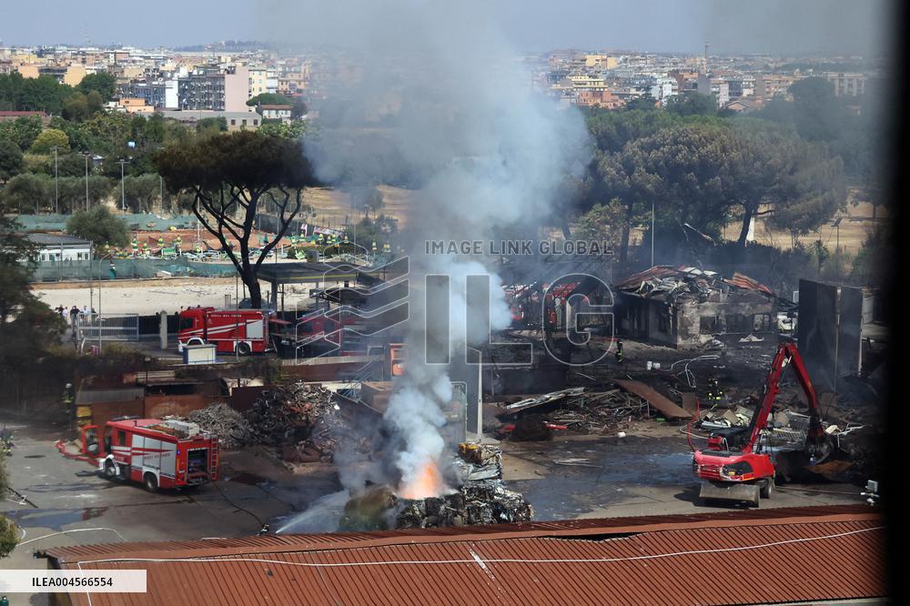 An Explosion at A Service Station Injures at Least 21 People - Rome
