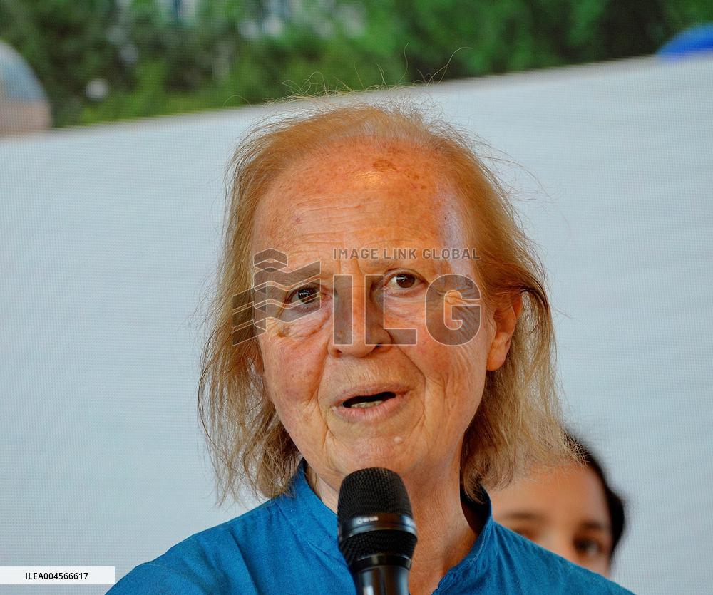 Press Conference for the World Day of the Forgotten of the Holidays - Paris