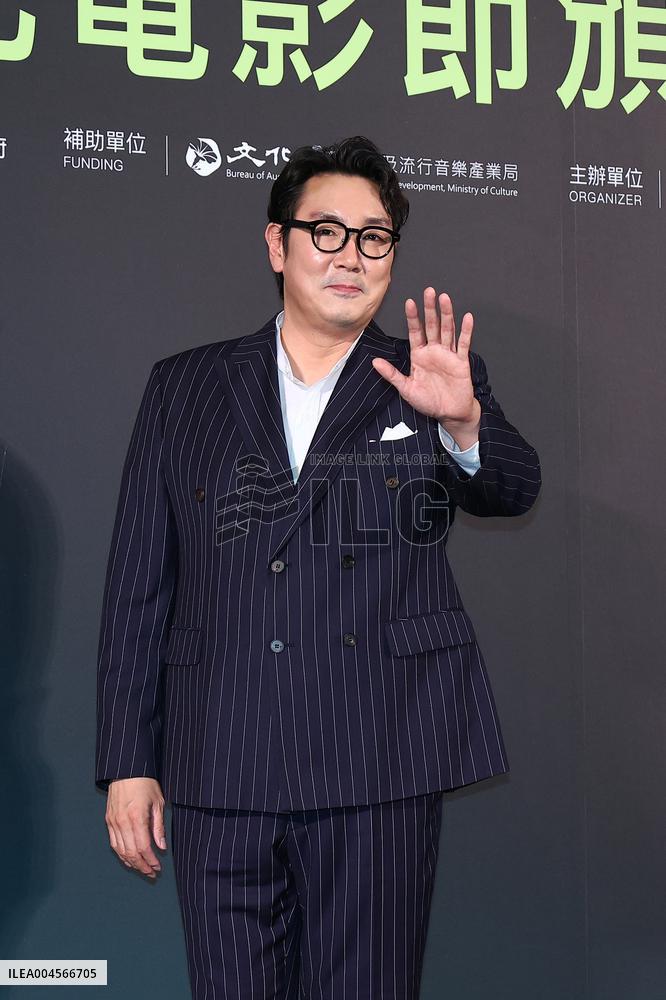 South Korean actor Cho Jin Woong