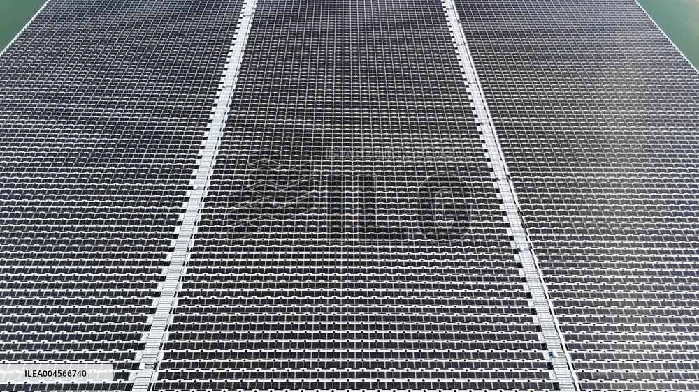 China First All-seawater Floating PV Project Put Into Use