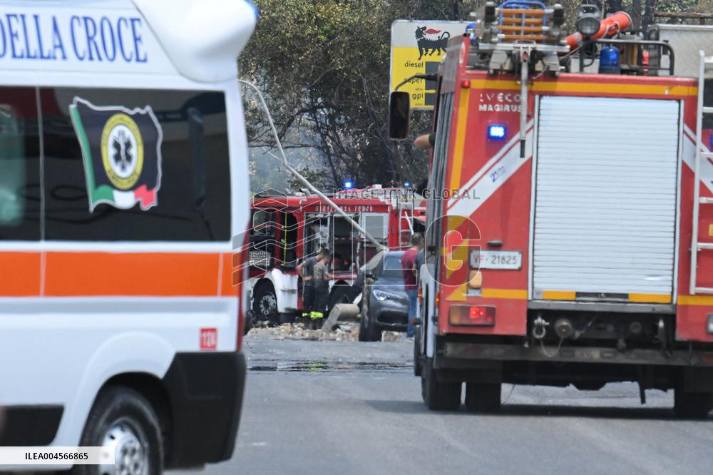 An Explosion at A Service Station Injures at Least 21 People - Rome