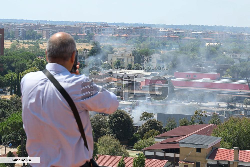 An Explosion at A Service Station Injures at Least 21 People - Rome