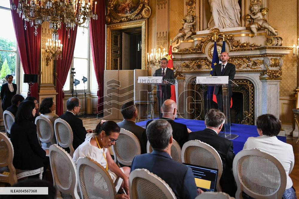 Presser with Jean-Noel Barrot and Wang Yi - Paris