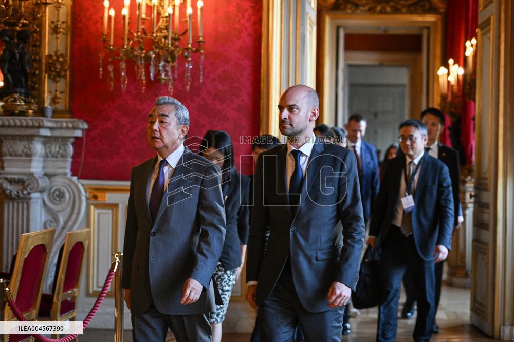 Presser with Jean-Noel Barrot and Wang Yi - Paris