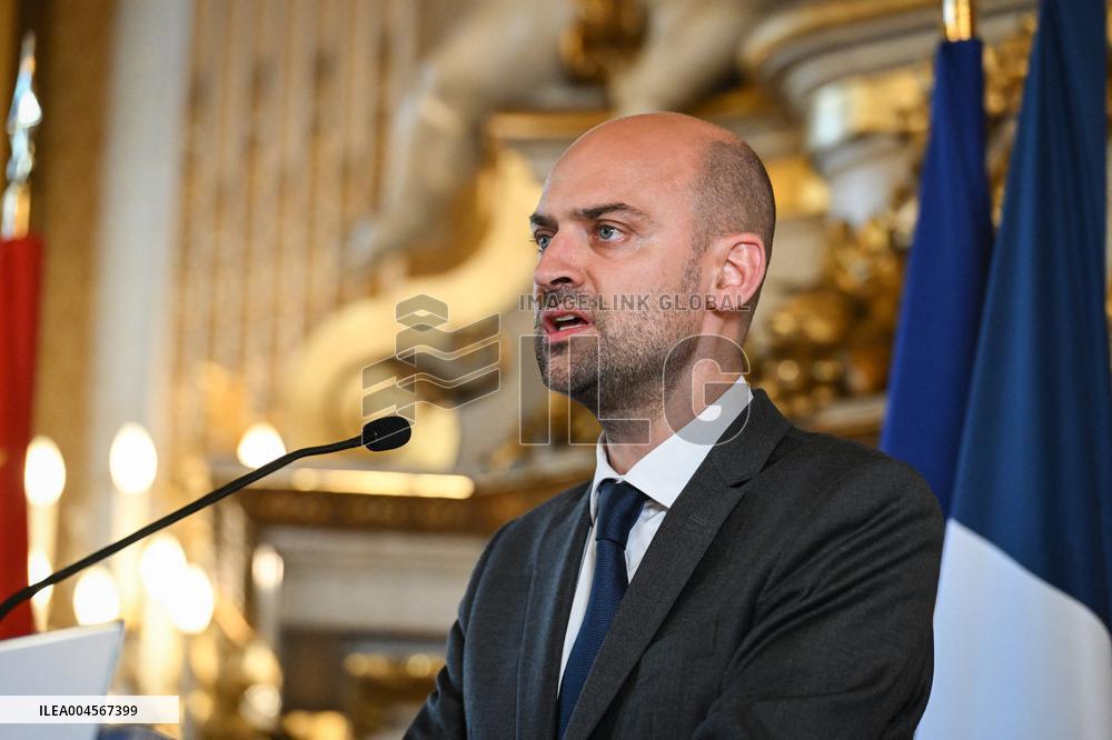 Presser with Jean-Noel Barrot and Wang Yi - Paris