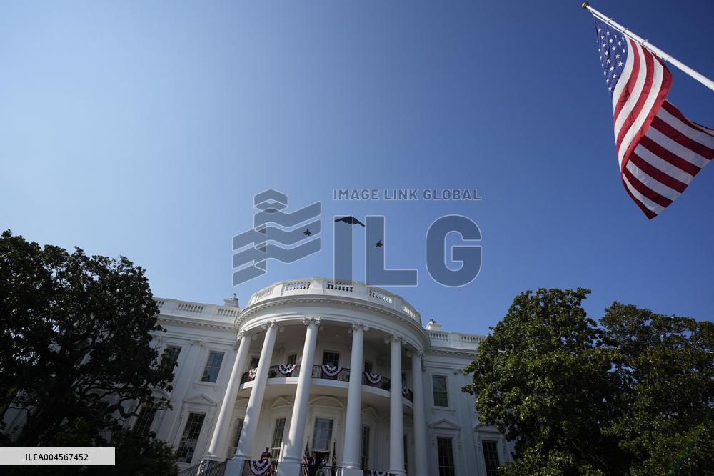 Donald Trump signs "Big Beautiful Bill" - Washington