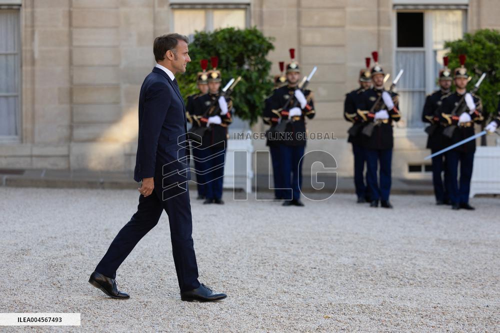 Emmanuel Macron Welcomes Malaysian Prime Minister - Paris RL