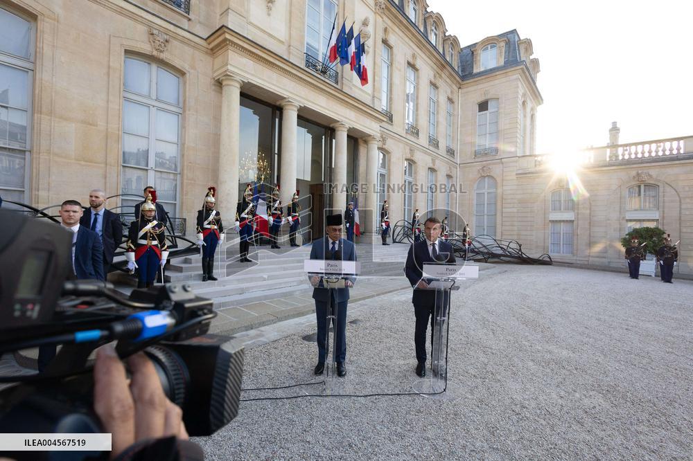 Emmanuel Macron Welcomes Malaysian Prime Minister - Paris RL