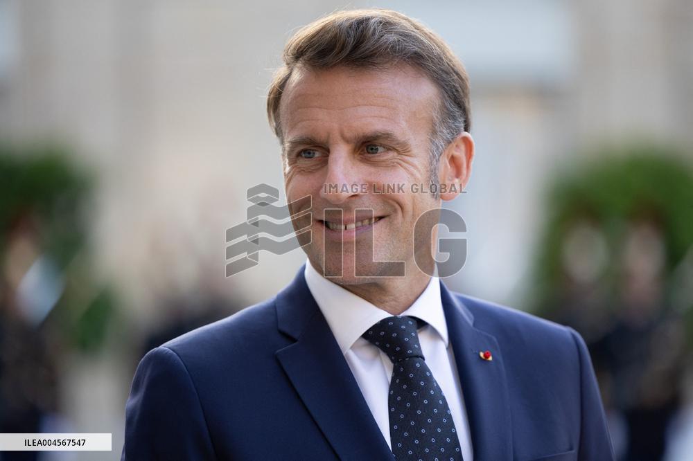 Emmanuel Macron Welcomes Malaysian Prime Minister - Paris RL