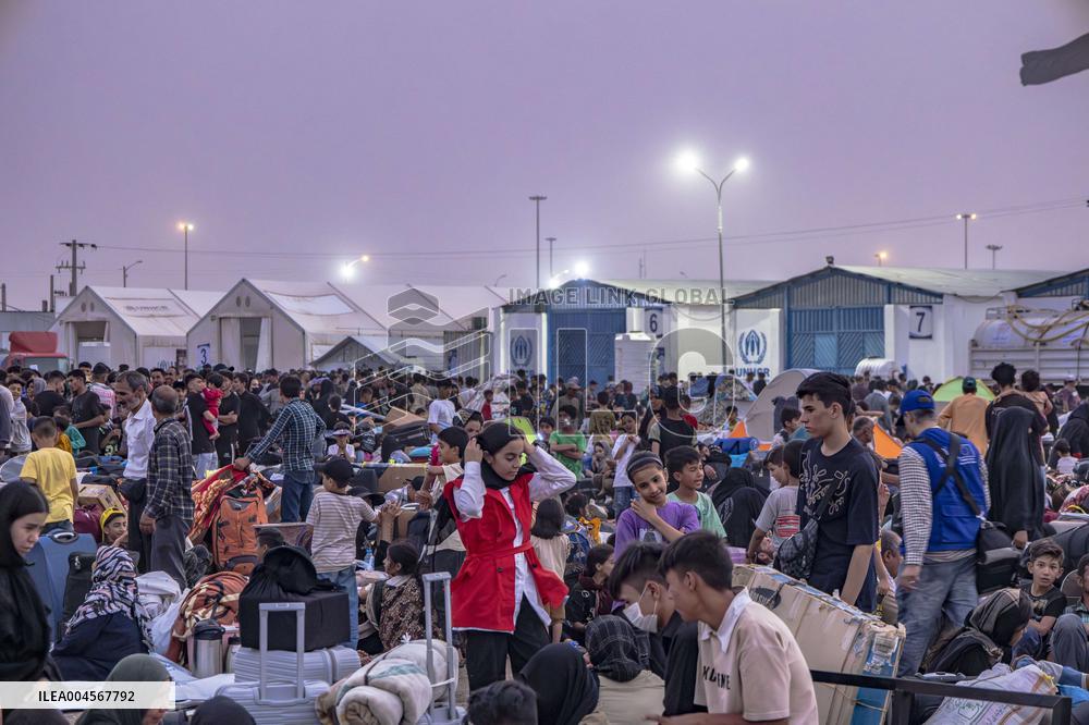 Afghan Immigrants Expelled From Iran - Herat