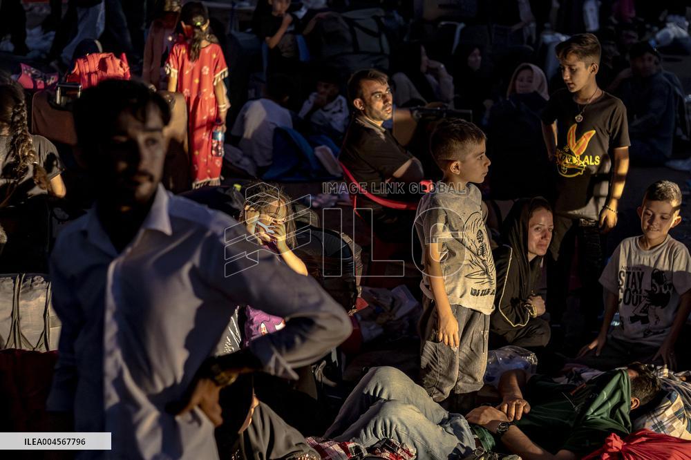 Afghan Immigrants Expelled From Iran - Herat