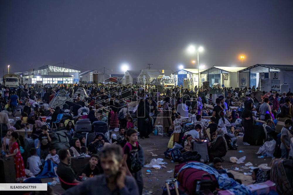 Afghan Immigrants Expelled From Iran - Herat