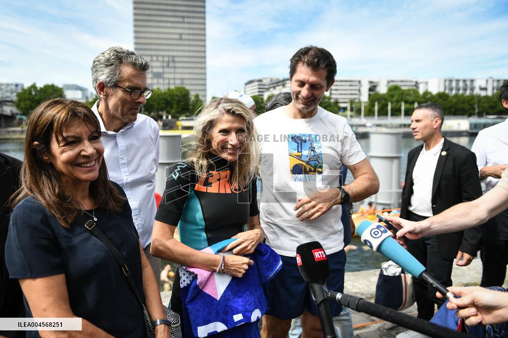 Opening Day Of The Grenelle Seine Bathing Site - Paris