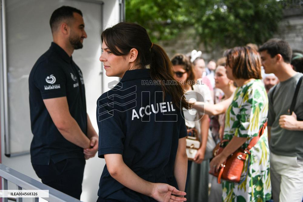 Opening Day Of The Grenelle Seine Bathing Site - Paris