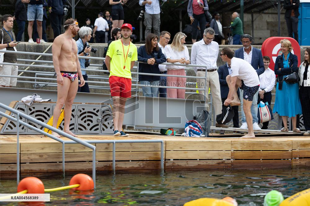 Opening day of the Pont Marie Seine bathing site - Paris RL