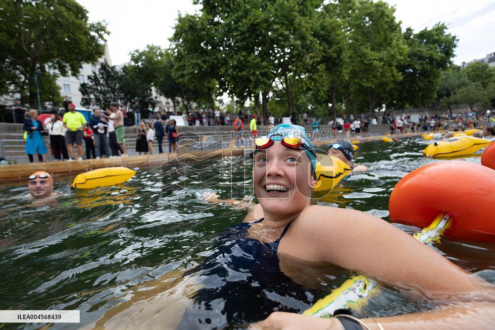 Opening day of the Pont Marie Seine bathing site - Paris RL