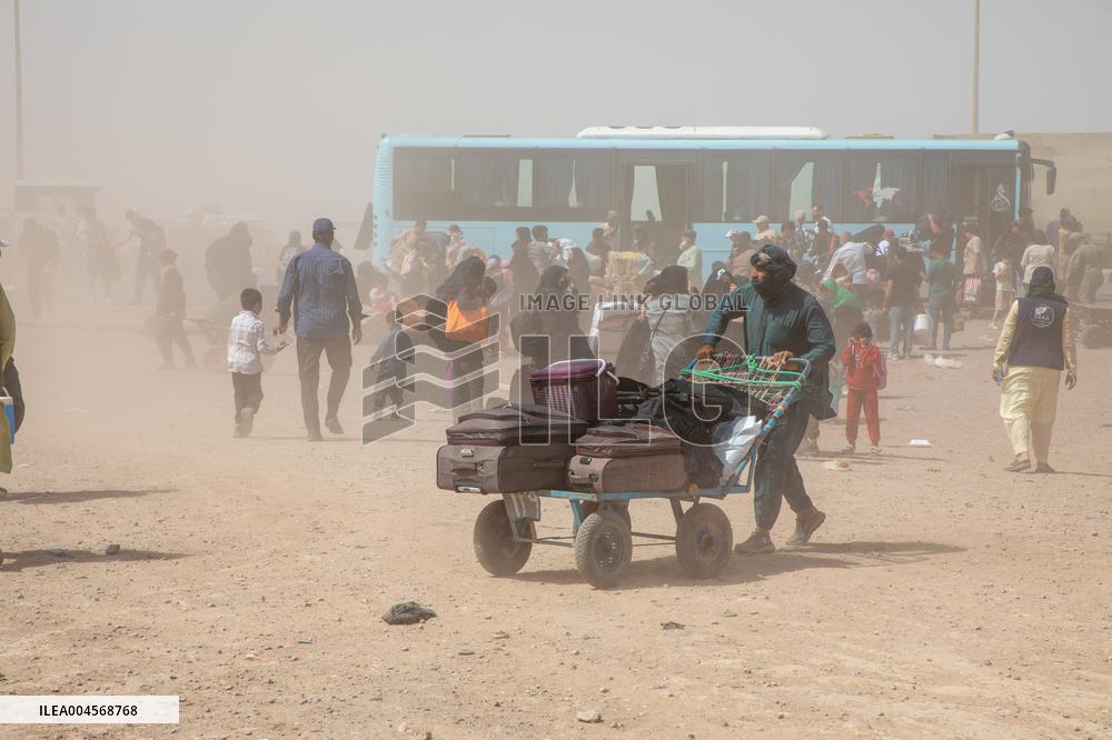 Expulsion of Afghans from Iran - Herat