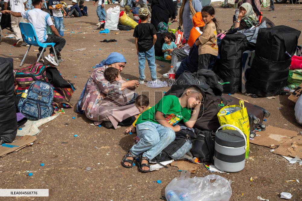 Expulsion of Afghans from Iran - Herat