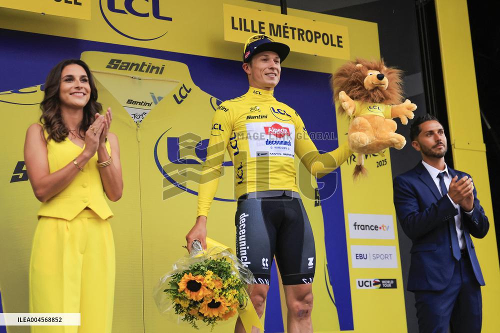 Jasper Philipsen Wins First Stage Of Tour De France - Lille