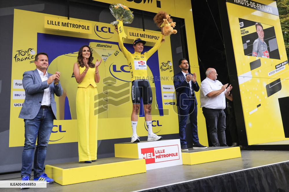 Jasper Philipsen Wins First Stage Of Tour De France - Lille