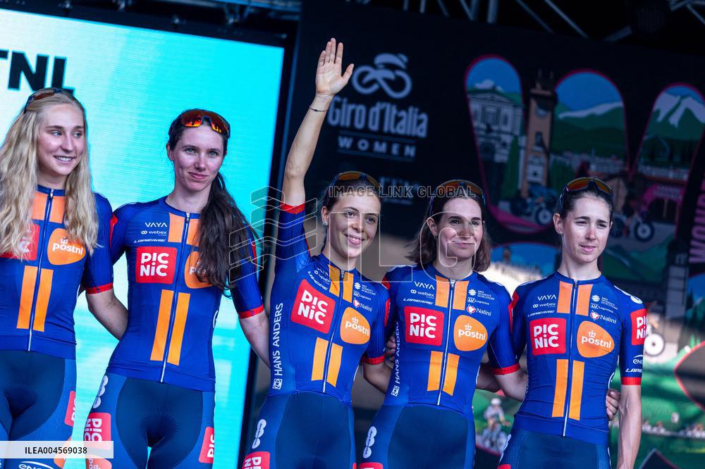 CICLISMO - Giro d'Italia - Giro d'Italia Women - Team Presentation