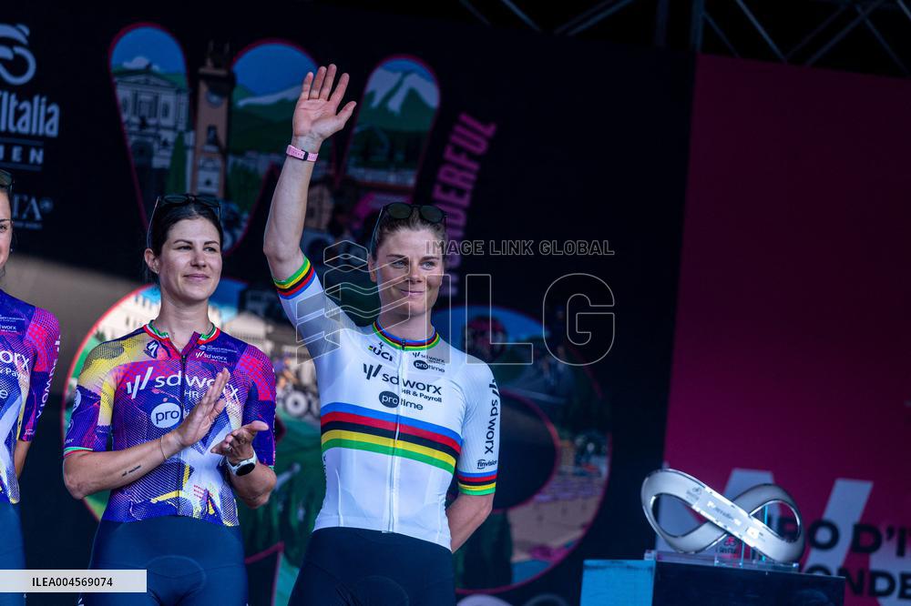 CICLISMO - Giro d'Italia - Giro d'Italia Women - Team Presentation