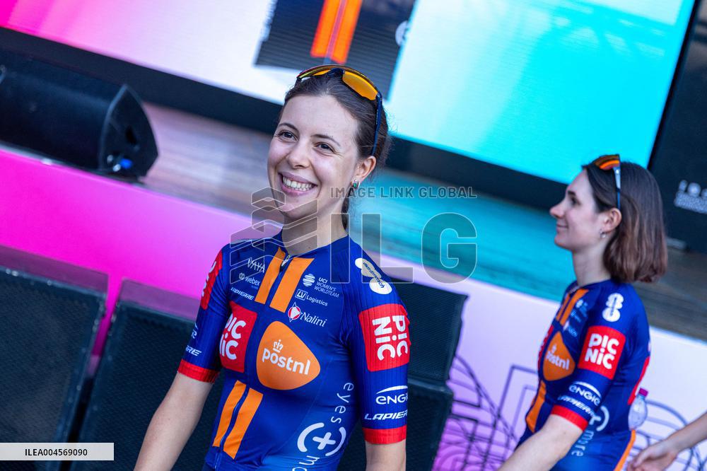 CICLISMO - Giro d'Italia - Giro d'Italia Women - Team Presentation