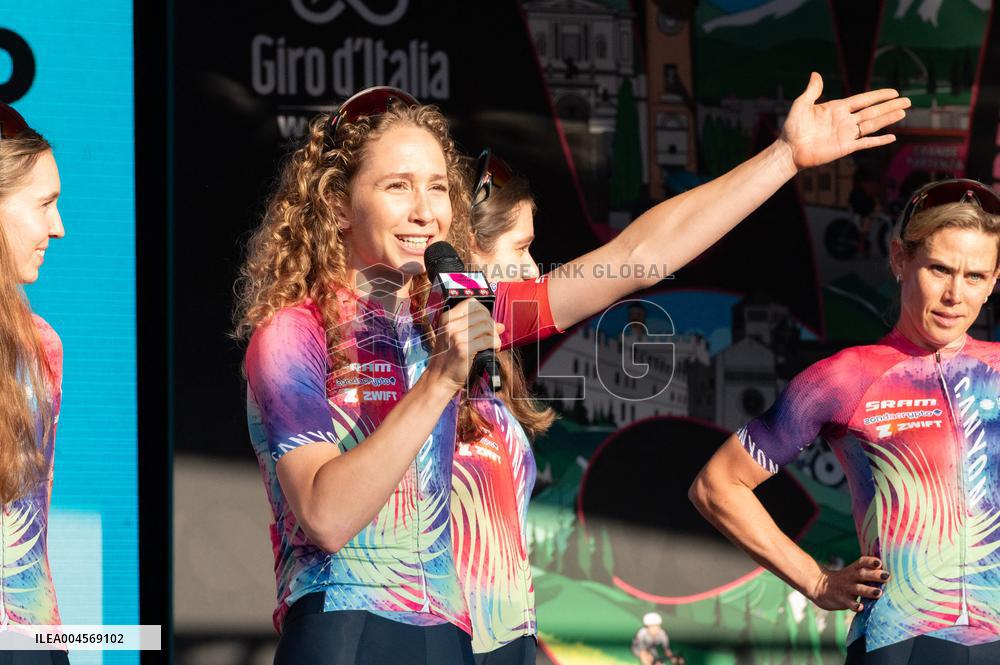 CICLISMO - Giro d'Italia - Giro d'Italia Women - Team Presentation