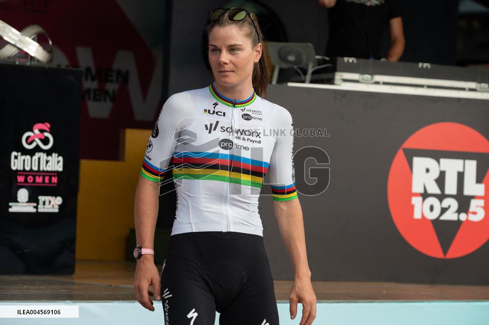 CICLISMO - Giro d'Italia - Giro d'Italia Women - Team Presentation