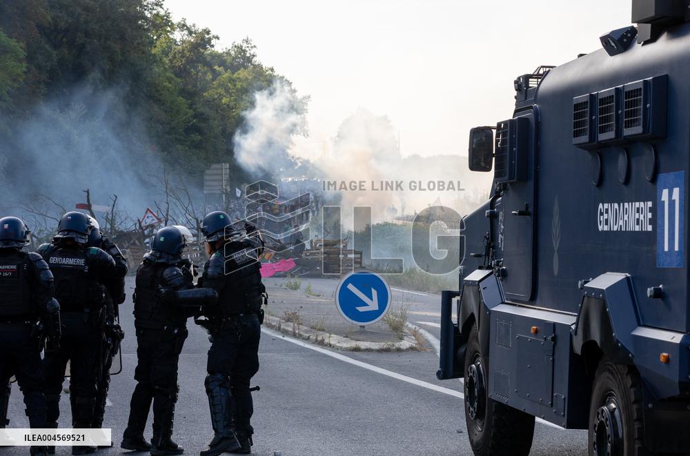 Demonstration Against Motorway Construction - Toulouse