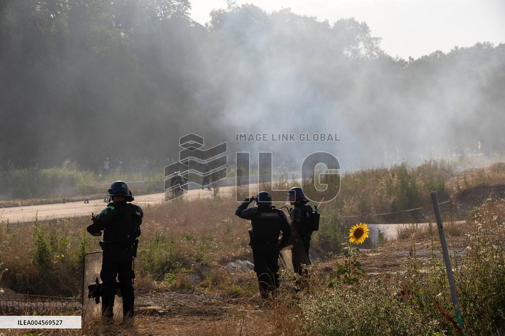 Demonstration Against Motorway Construction - Toulouse