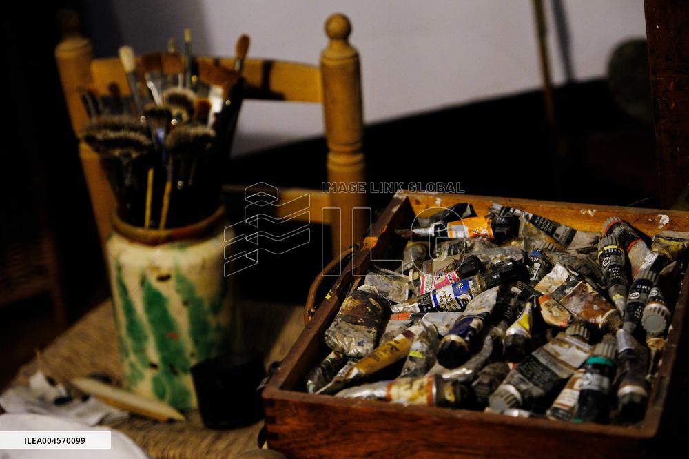 Gala Dali Castle Illustrations - Spain