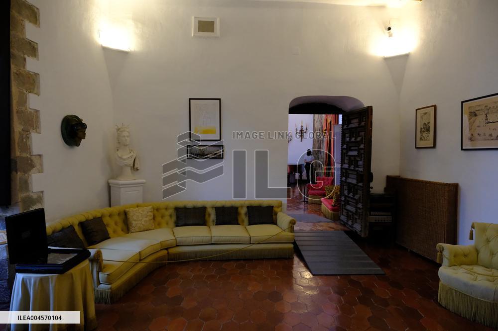 Gala Dali Castle Illustrations - Spain