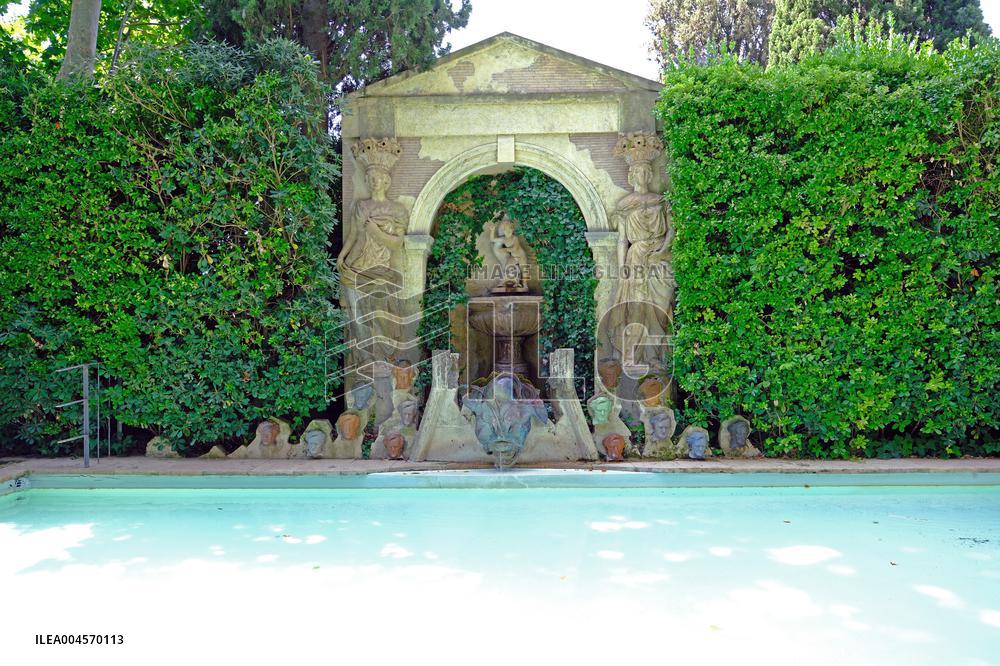 Gala Dali Castle Illustrations - Spain