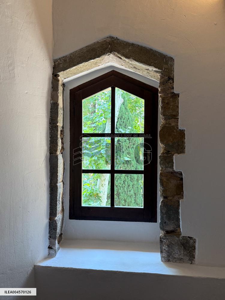 Gala Dali Castle Illustrations - Spain