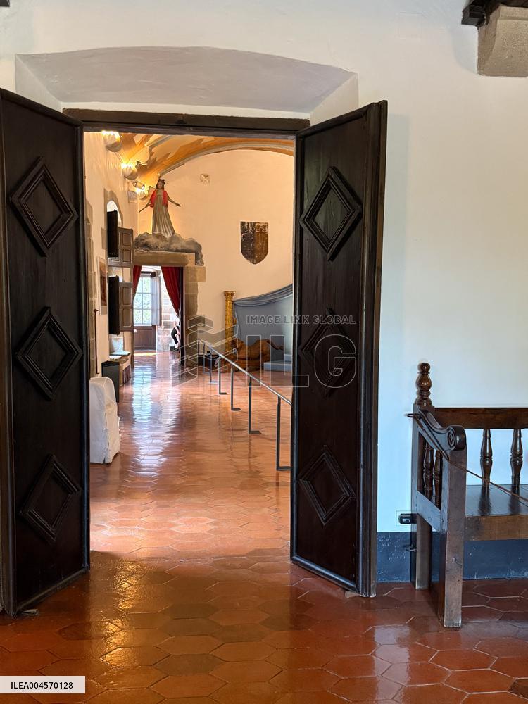 Gala Dali Castle Illustrations - Spain