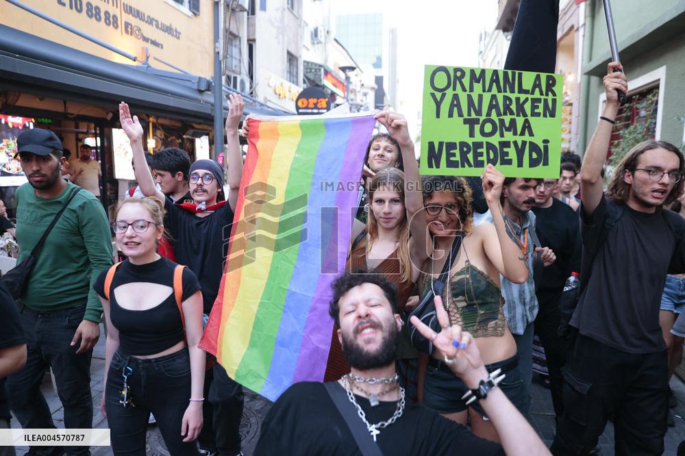 Anti Gouvernement Protest in Izmir -Turkey