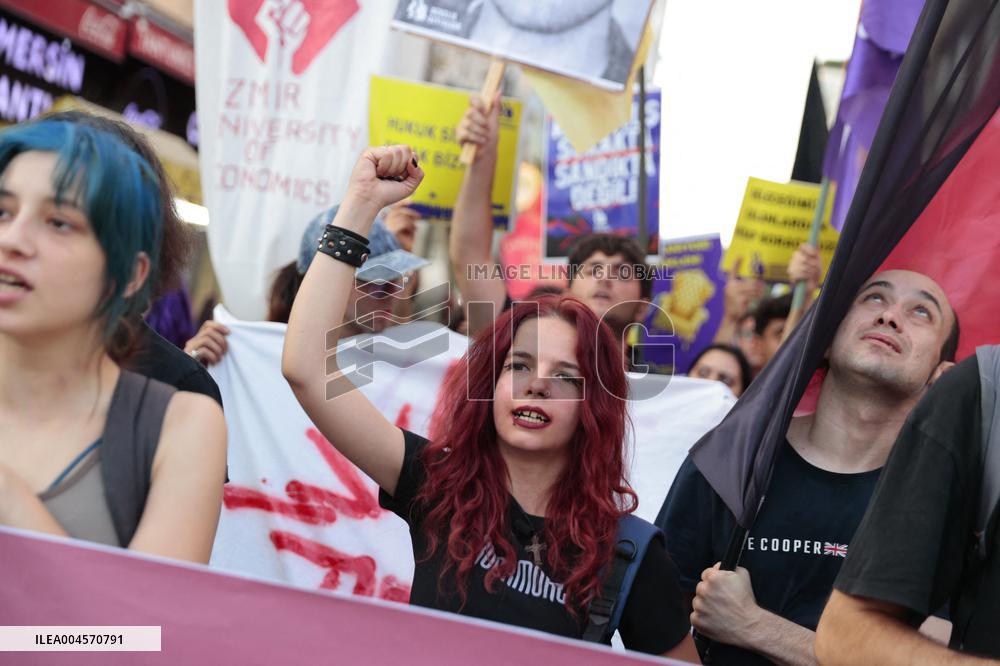 Anti Gouvernement Protest in Izmir -Turkey