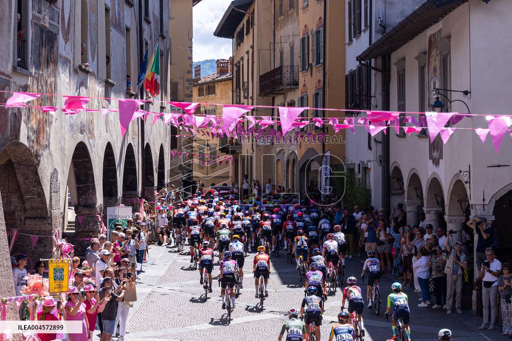 CICLISMO - Giro d'Italia - Giro d'Italia Women - Stage 2 - Clusone/Aprica