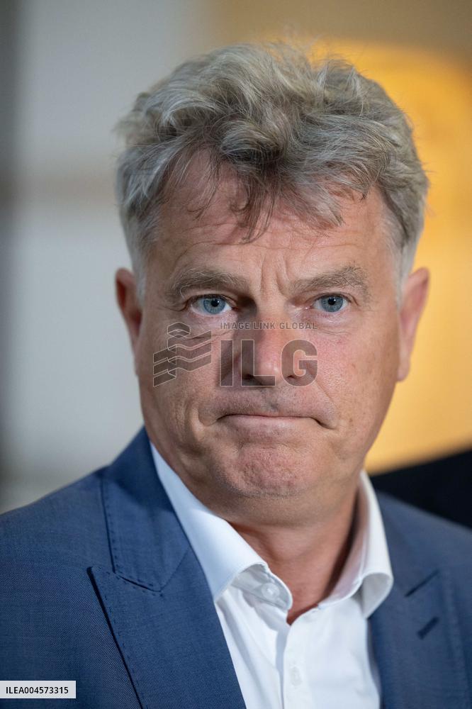 PCF members meet with the Minister of Economy about the preparation of the 2026 Budget - Paris RL