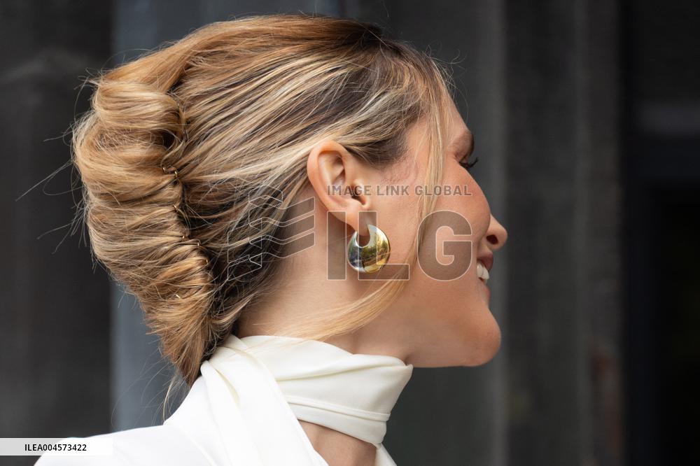 PFW Tamara Ralph Outside Arrivals NB