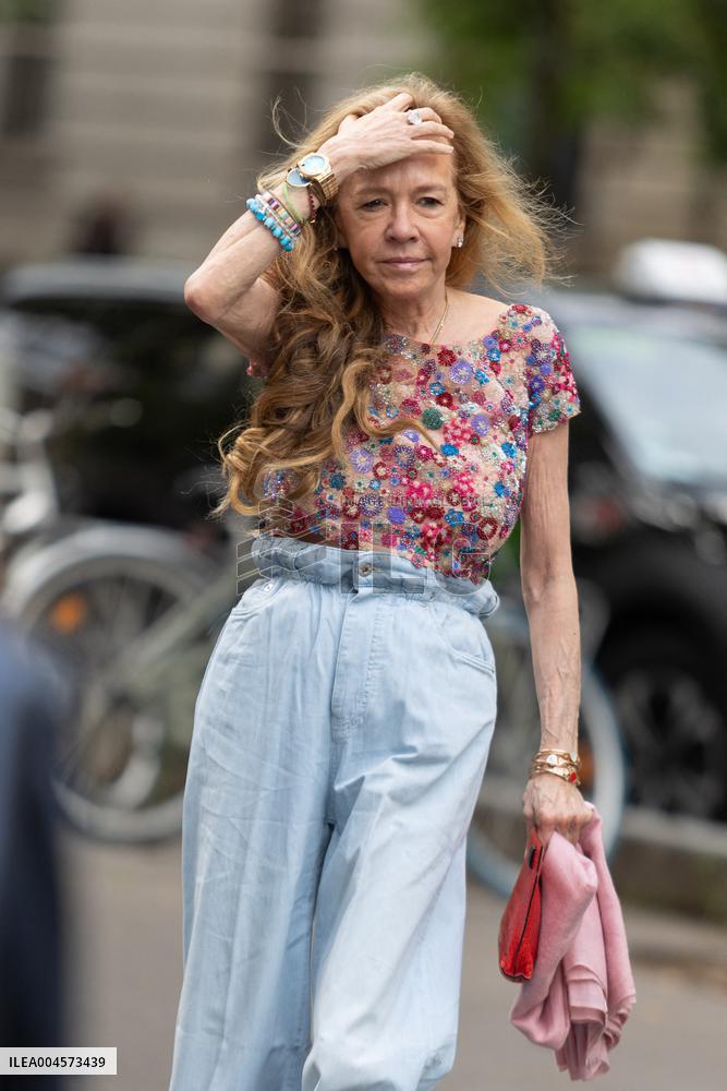 PFW Tamara Ralph Outside Arrivals NB