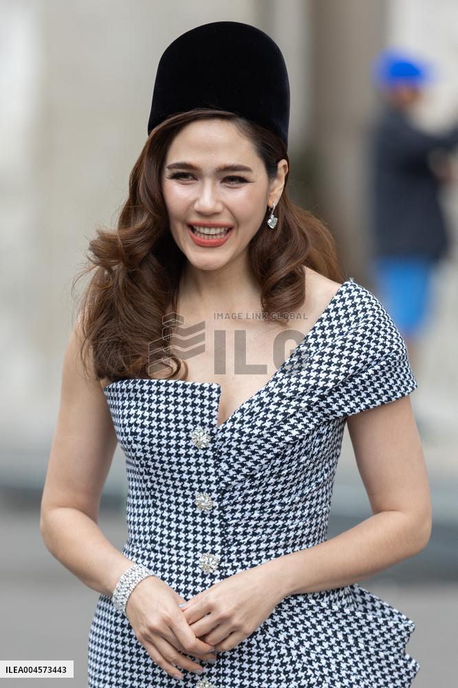 PFW Tamara Ralph Outside Arrivals NB