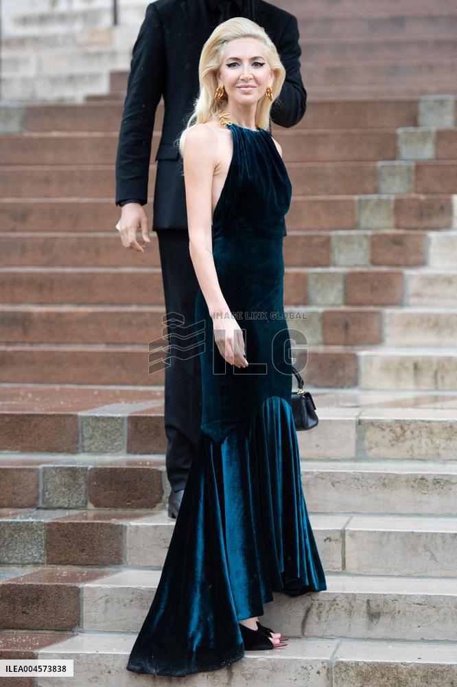 PFW Schiaparelli Arrivals AM