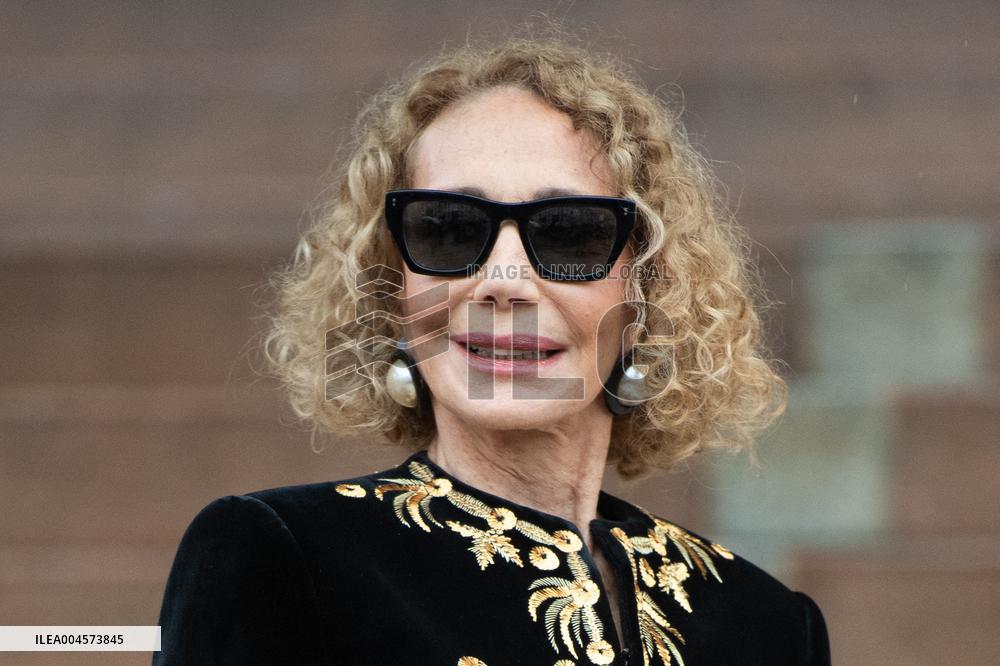 PFW Schiaparelli Arrivals AM