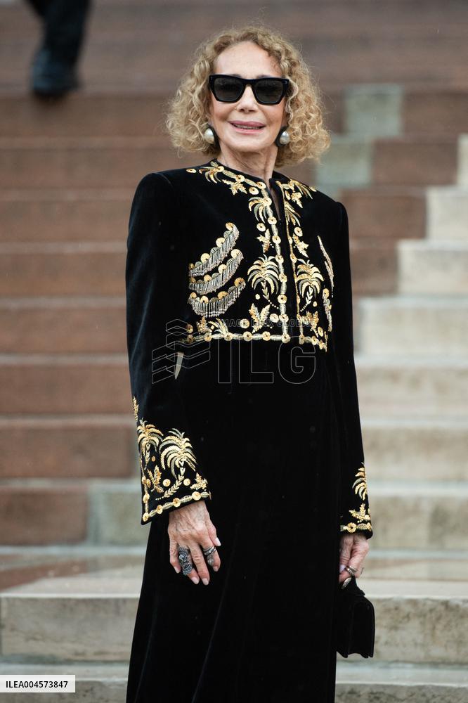 PFW Schiaparelli Arrivals AM