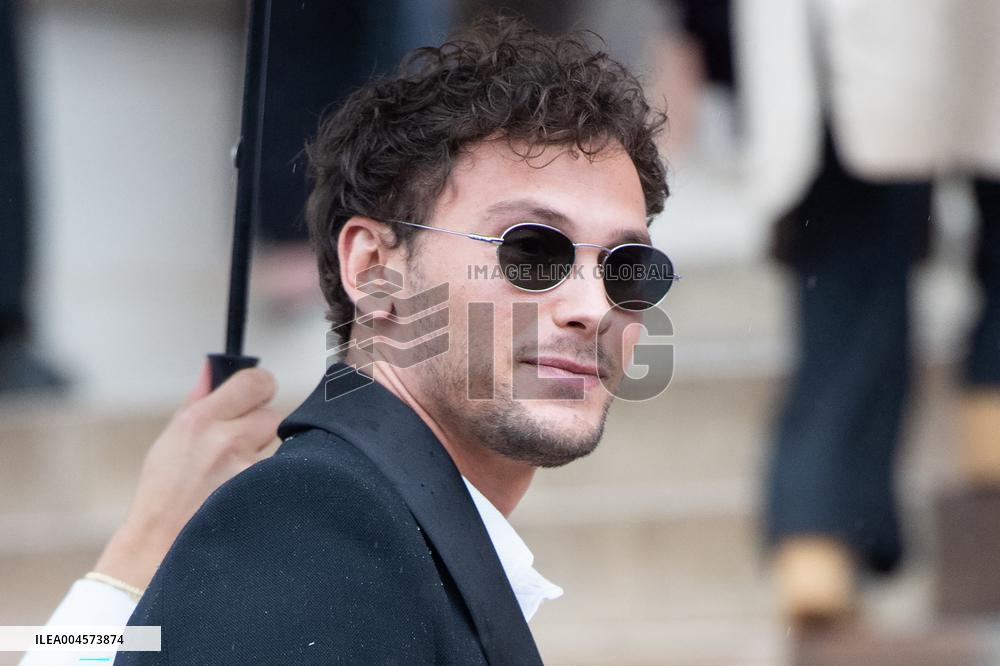 PFW Schiaparelli Arrivals AM