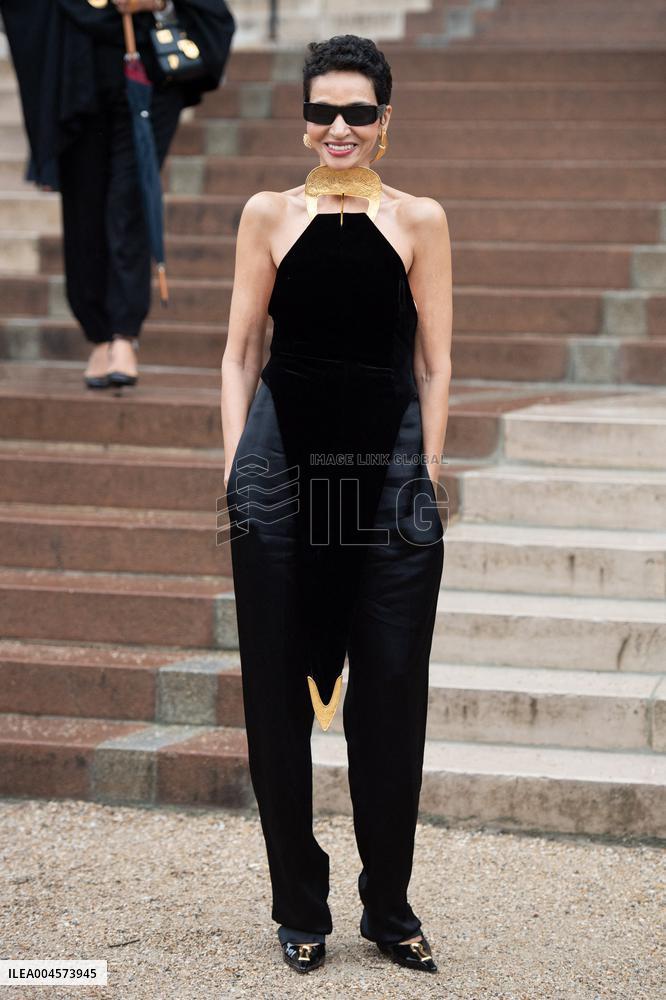 PFW Schiaparelli Arrivals AM