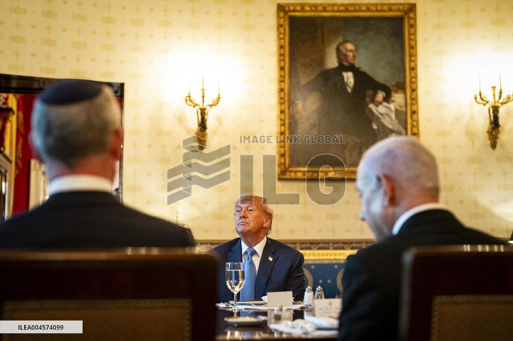 President Trump during a dinner with PM Netanyahu - DC