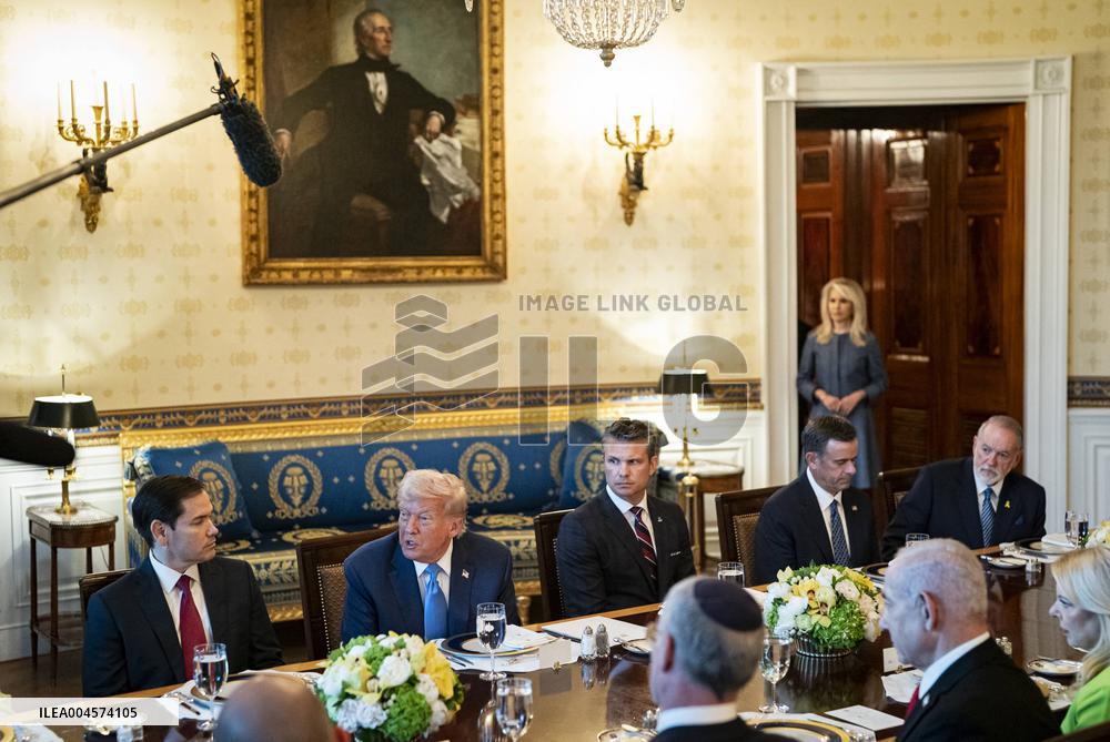 President Trump during a dinner with PM Netanyahu - DC